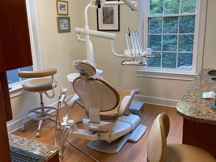 Side view of dental procedure room